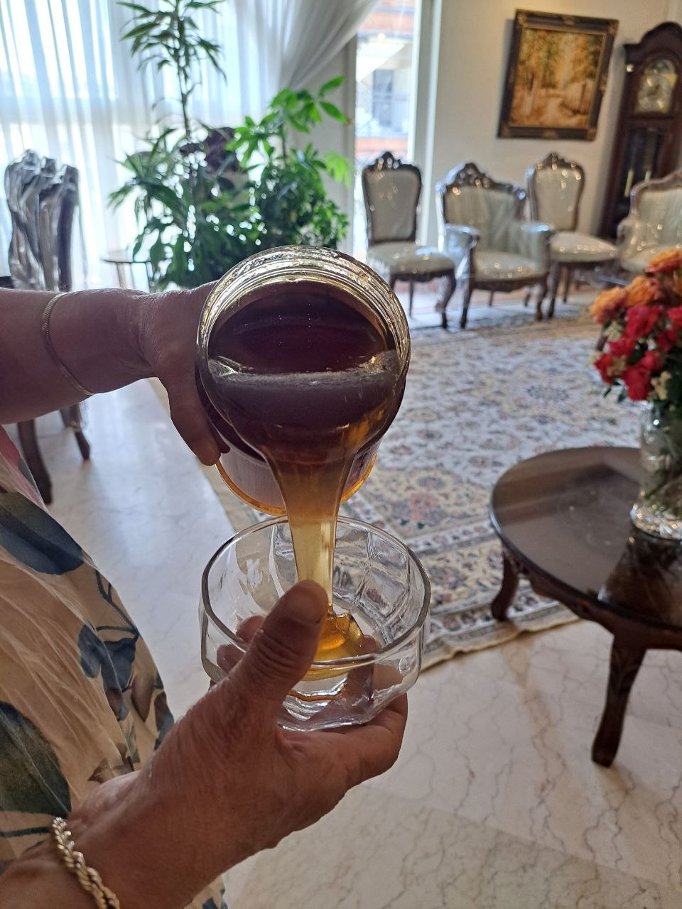 Premium Natural Honey: Sahand & Sabalan Mountains